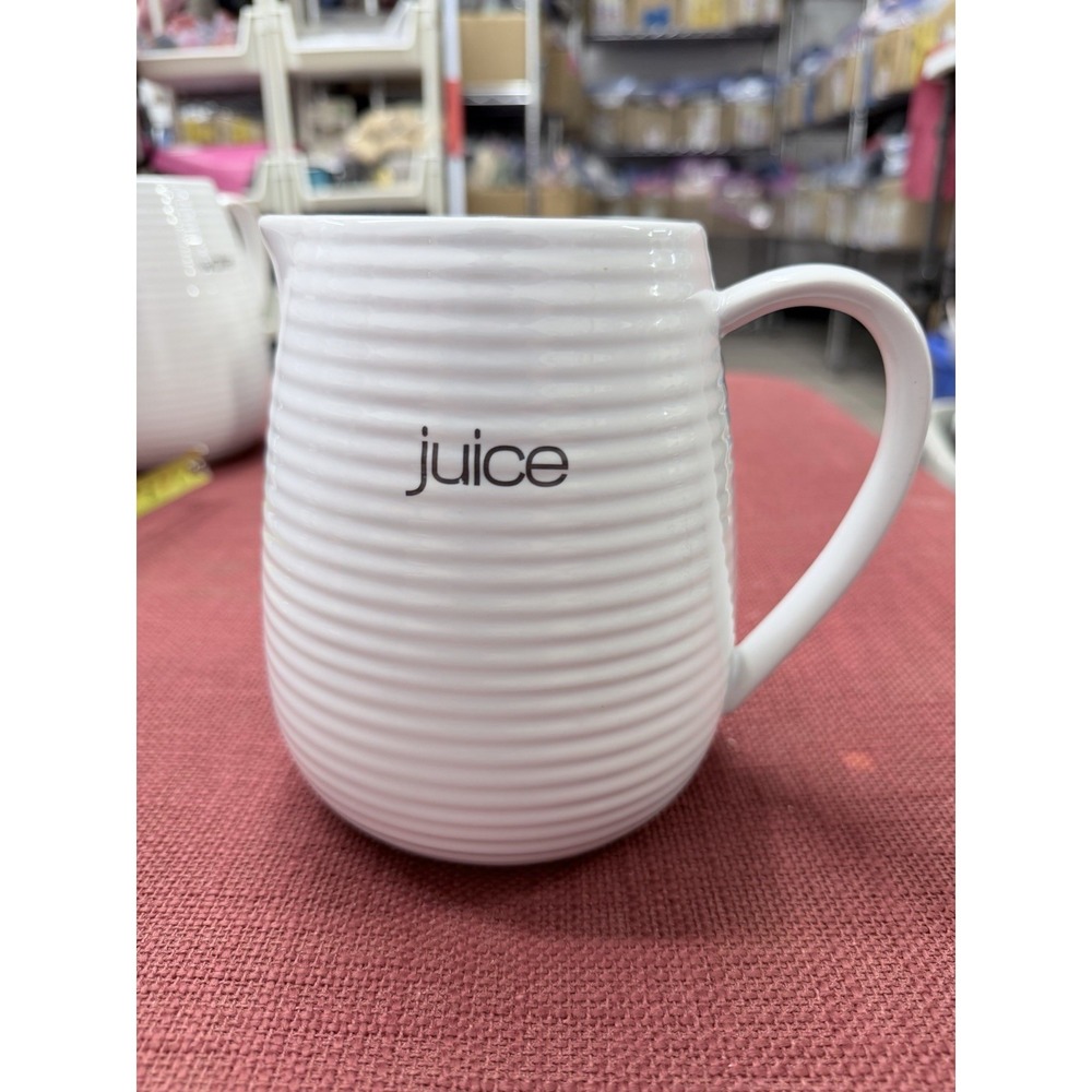 Ciroa Liquidlines Juice Pitcher 6" Ribbed White Stoneware Pour Spout Kitchen
